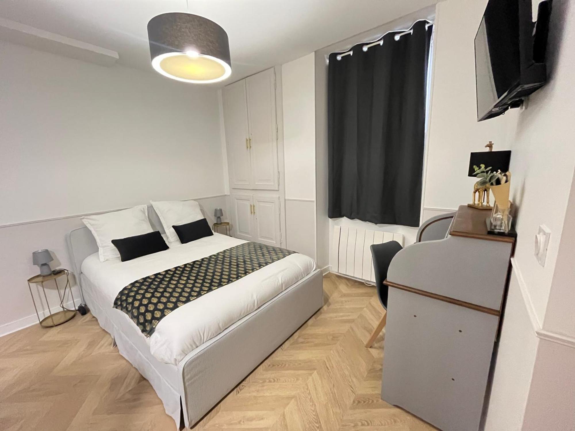 Le Studio Haslay Seraucourt En Plein Coeur De Ville De Bourges - Charme De L Ancien Et Confort Contemporain Pokoj fotografie