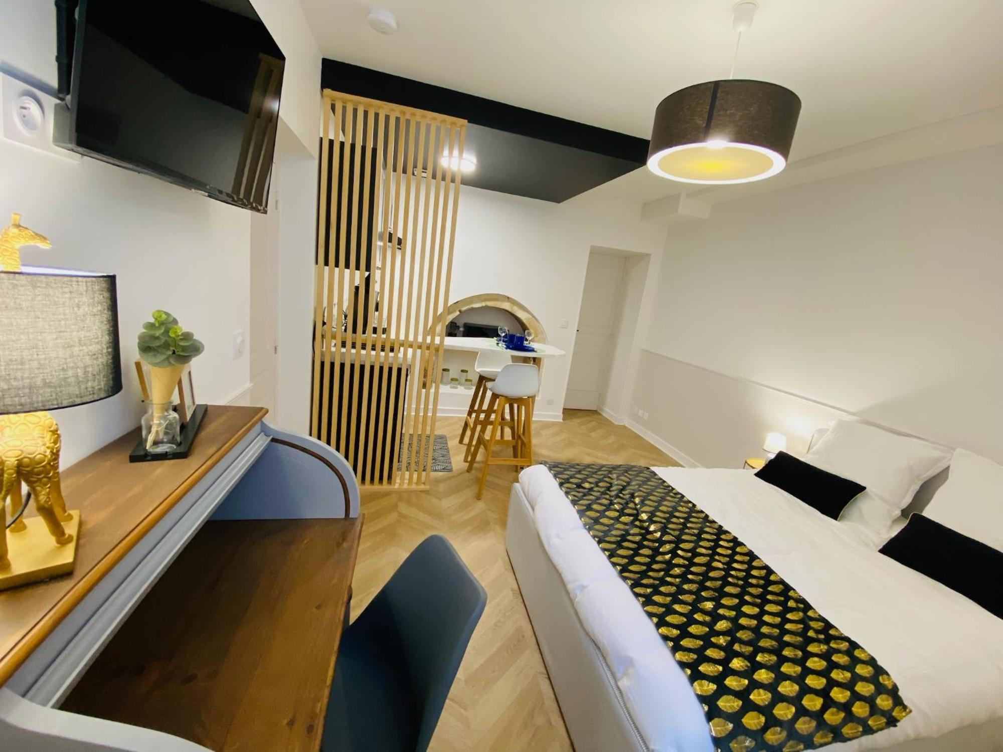 Le Studio Haslay Seraucourt En Plein Coeur De Ville De Bourges - Charme De L Ancien Et Confort Contemporain Exteriér fotografie