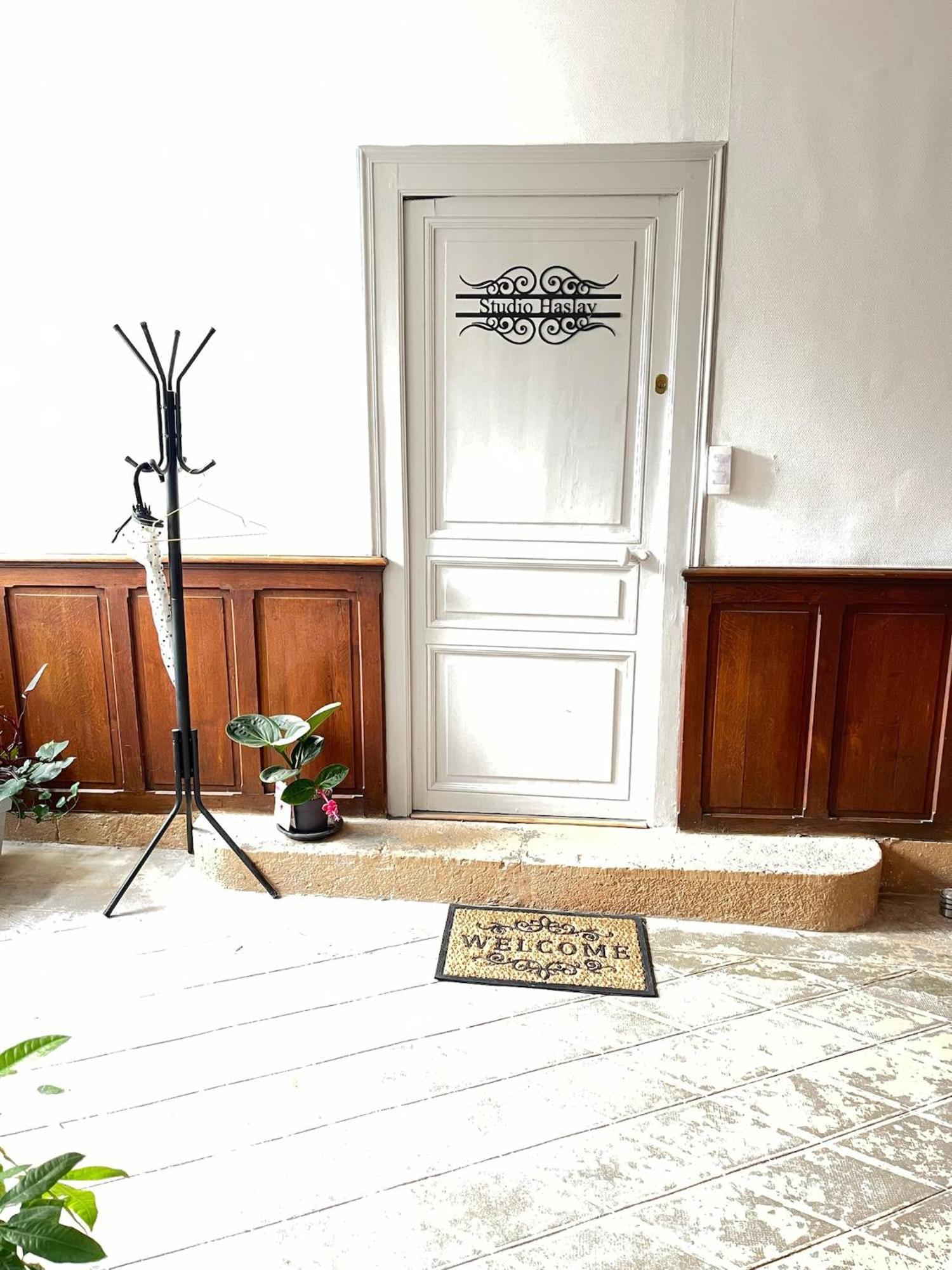 Le Studio Haslay Seraucourt En Plein Coeur De Ville De Bourges - Charme De L Ancien Et Confort Contemporain Exteriér fotografie